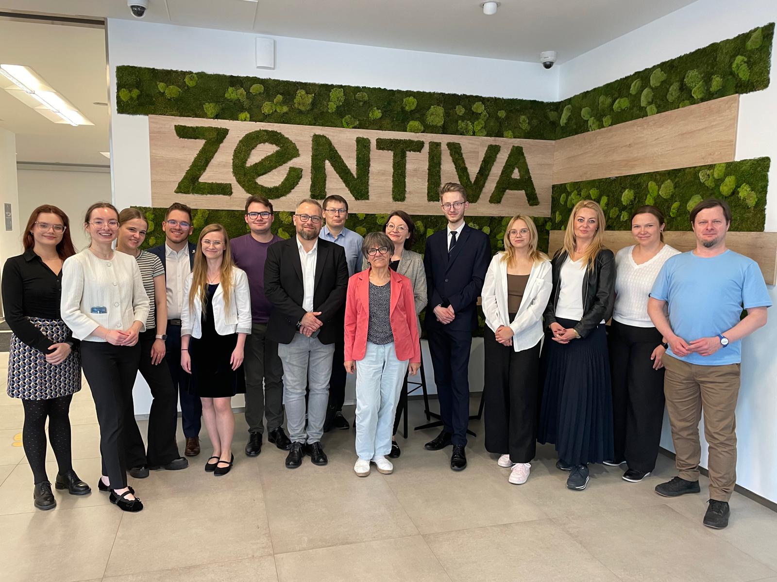 Poczwórne laury studentów Wydziału Farmaceutycznego